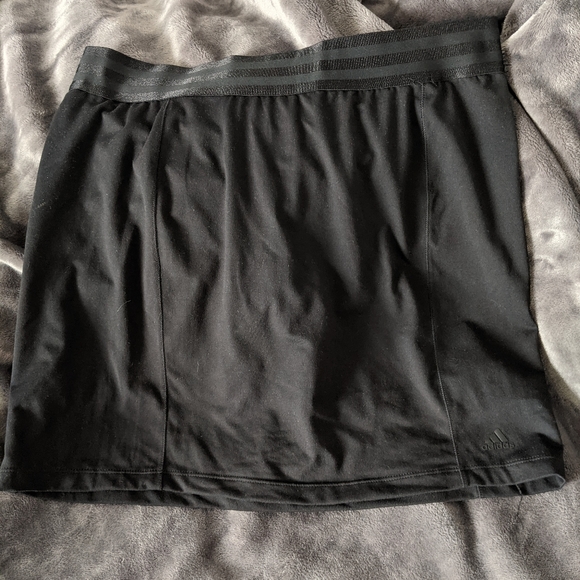 Adidas skort - Picture 1 of 5
